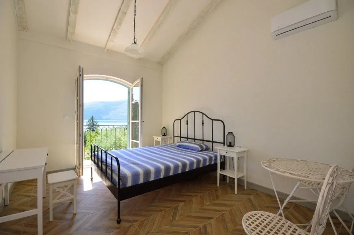 Prodaja, kuća, 184m², Baošići, Herceg Novi