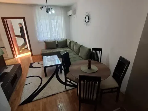 Izdavanje, jednosoban stan, 44m², Grbavica, Novi Sad Sve Podlokacije - image 4