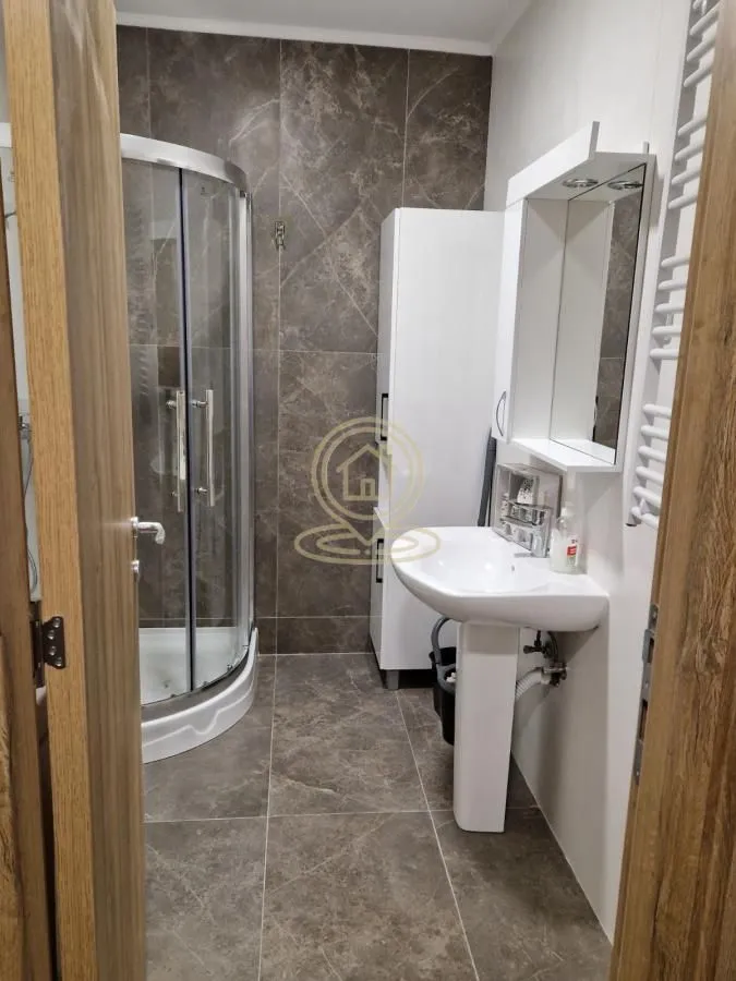 Izdavanje, jednosoban stan, 45m², Salajka, Novi Sad Sve Podlokacije