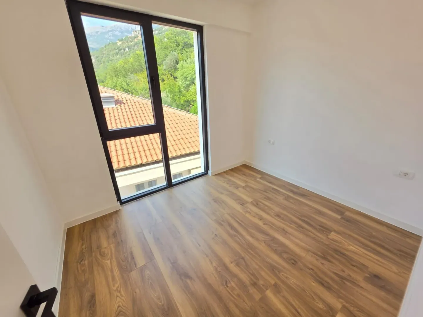 Prodaja, dvosoban stan, 46m², Budva, Crna Gora