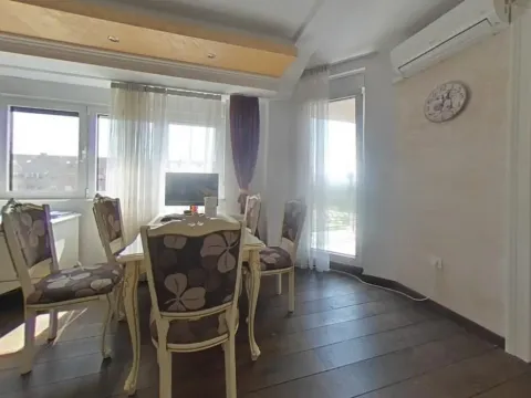 Prodaja, četvorosoban stan, 132m², Novo naselje, Novi Sad - image 5