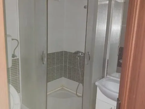 Izdavanje, dvosoban stan, 50m², Nova Detelinara, Novi Sad Sve Podlokacije - image 10