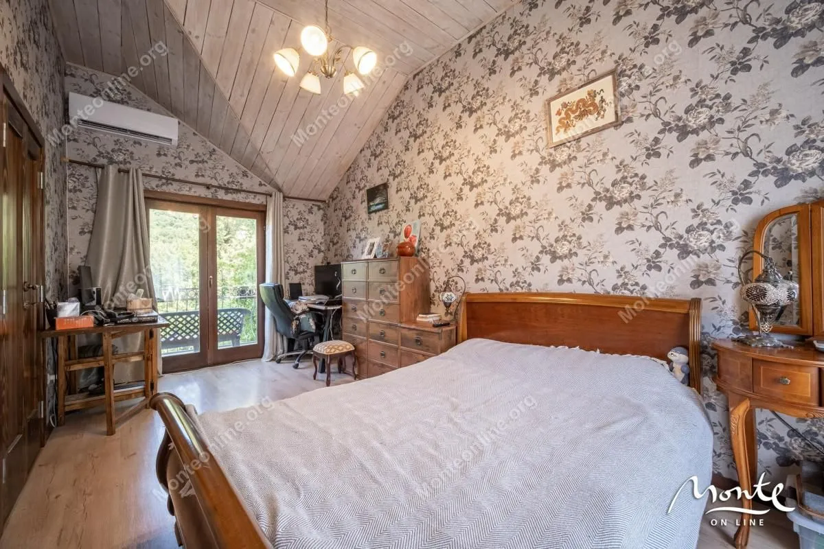 Prodaja, kuća, 130m², Tivat, Crna Gora