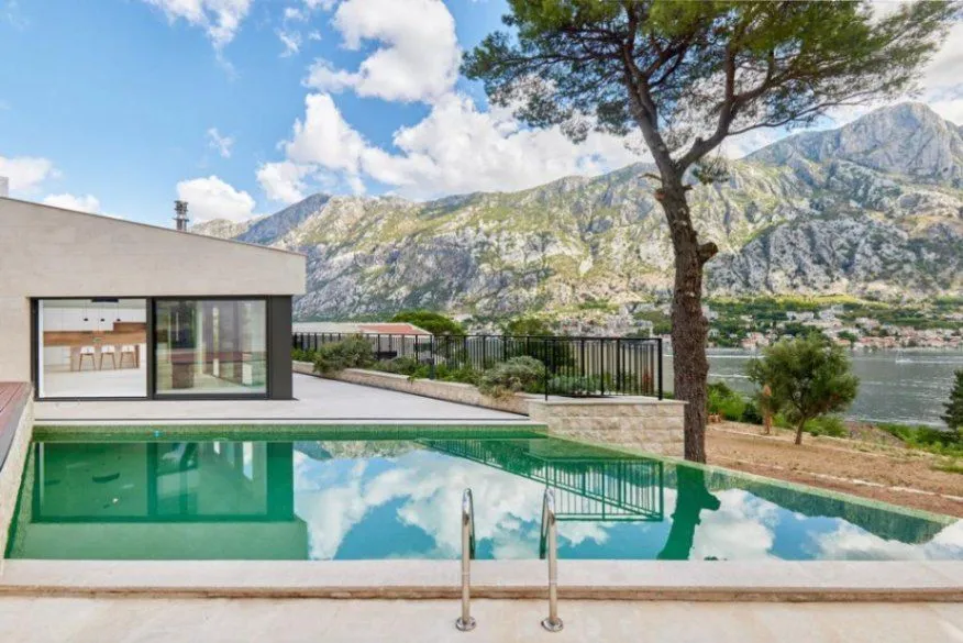 Sale, house, 479m², Prčanj, Kotor