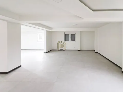 Izdavanje, poslovni prostor, 150m², Podgorica, Crna Gora - image 13