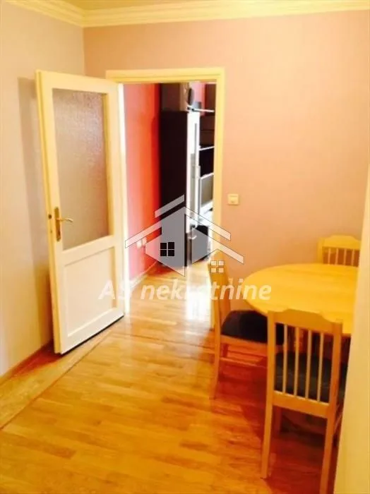 Izdavanje, jednosoban stan, 35m², Novi Beograd Blok 1 Fontana, Novi Beograd Sve Podlokacije