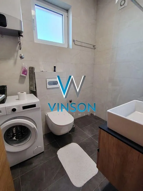 Prodaja, jednosoban stan, 35m², Centar, Novi Sad