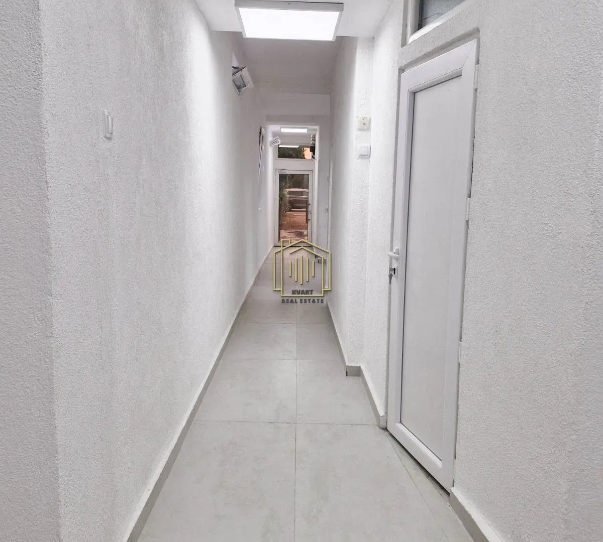 Rent, office space, 90m², Masline, Podgorica
