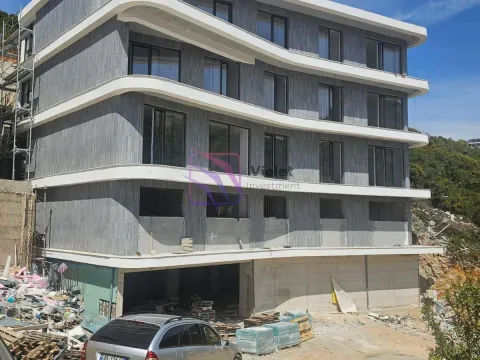 Sale, one bedroom apartment, 56m², Ulcinj, Crna Gora - image 12