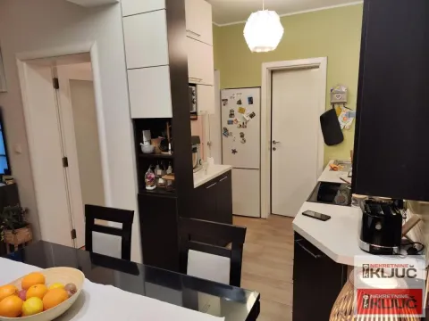 Prodaja, trosoban stan, 60m², Podbara, Novi Sad Sve Podlokacije - image 5