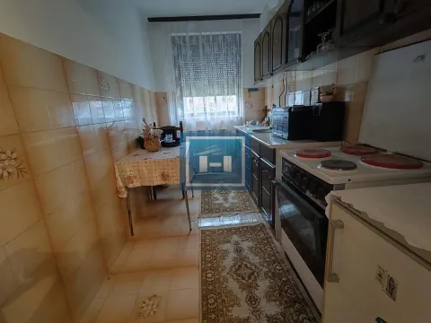 Prodaja, kuća, 308m², Bresje, Jagodina - image 6