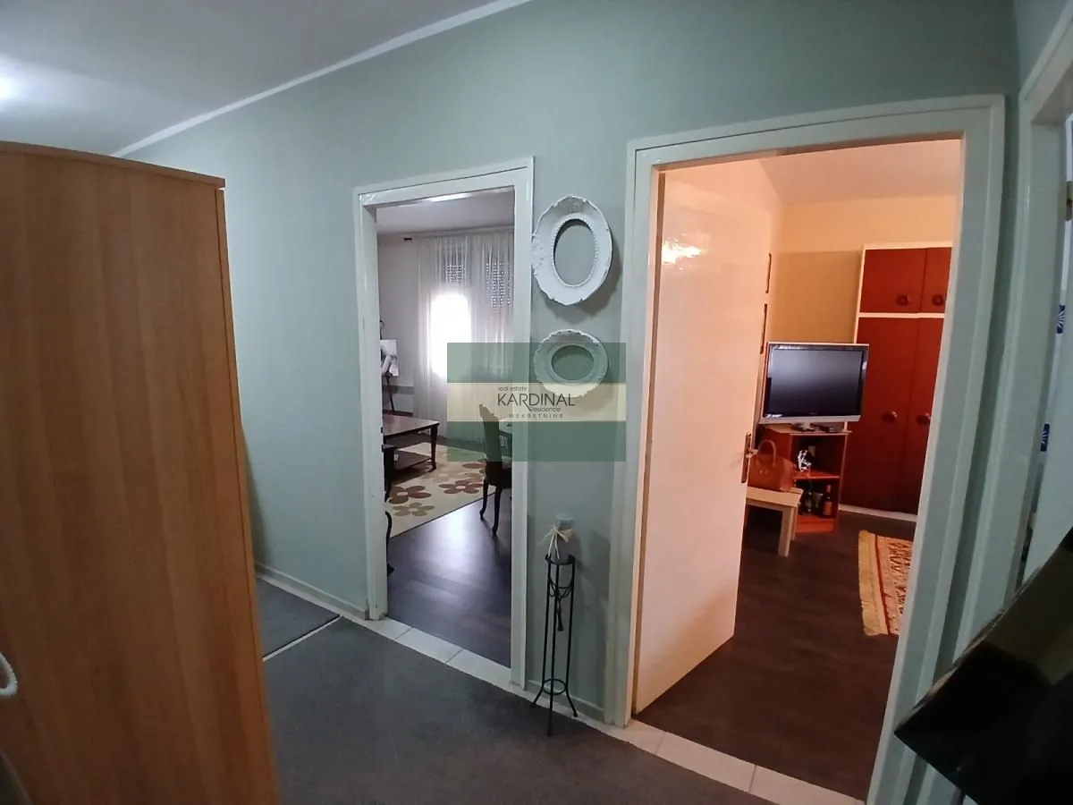 Prodaja, dvosoban stan, 60m², Centar, Jagodina