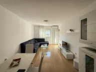 Prodaja, dvosoban stan, 68m², City Kvart, Podgorica - image 2