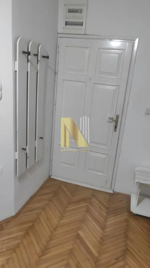 Izdavanje, garsonjera, 20m², Sajmište, Novi Sad