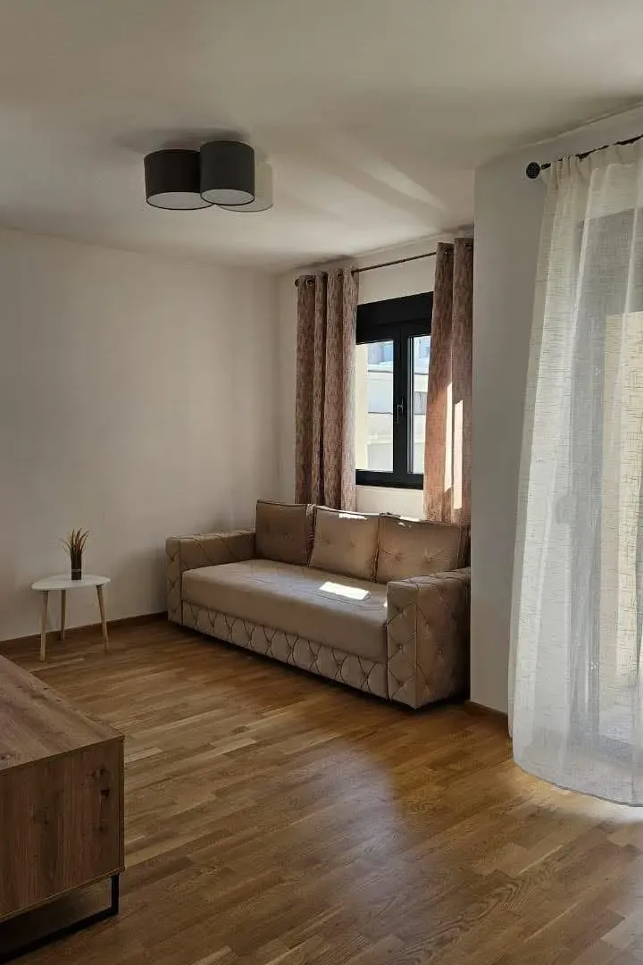 Rent, one bedroom apartment, 52m², Rozino, Budva