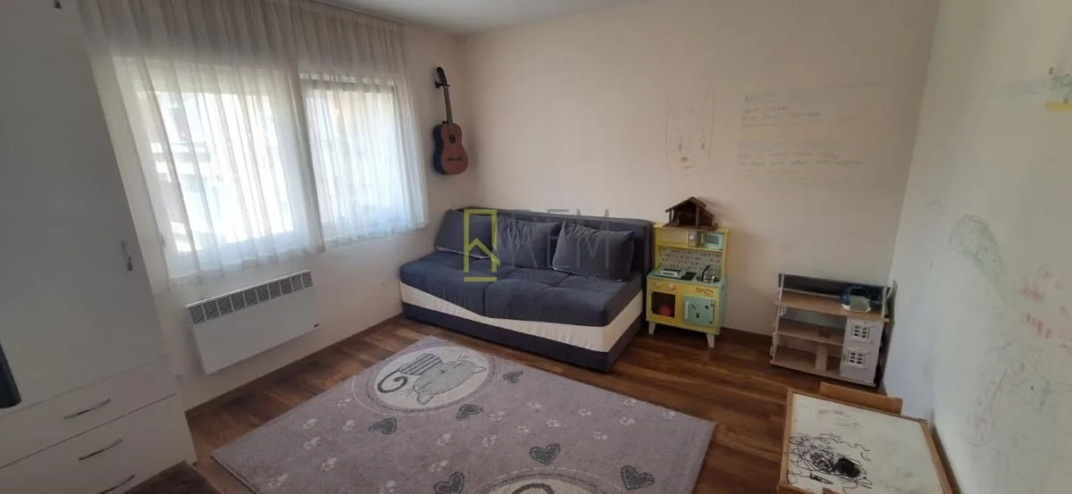 Prodaja, trosoban stan, 89m², Podgorica, Crna Gora
