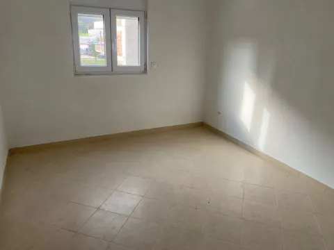 Sale, two bedroom apartment, 59m², Ulcinj, Crna Gora - image 6