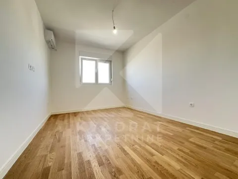 Rent, two bedroom apartment, 65m², Stari Aerodrom, Podgorica - image 3