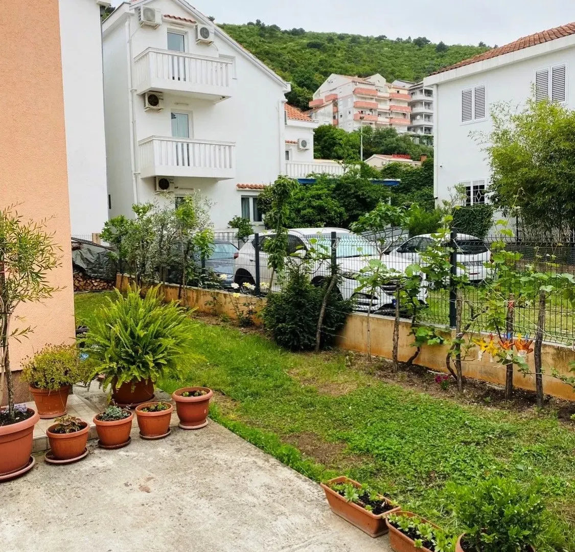 Sale, house, 238m², Golubovina, Budva
