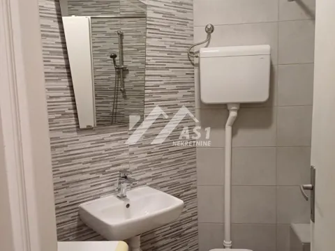 Rent, apartment, 20m², Rotkvarija, Novi Sad Sve Podlokacije - image 4