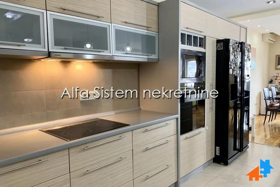Sale, apartment, 157m², Đeram Pijaca, Beograd