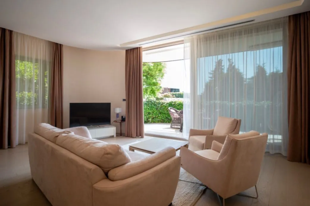 Prodaja, dvosoban stan, 134m², Dukley Gardens, Budva