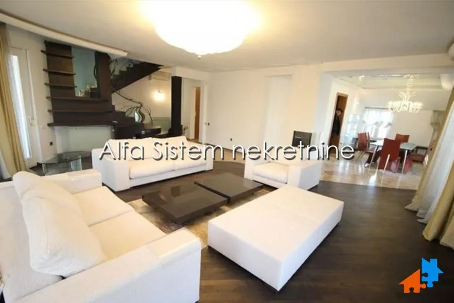 Izdavanje, stan, 220m², Savski Venac, Beograd