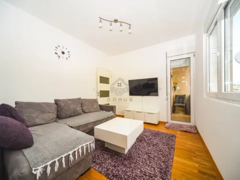 Rent, one bedroom apartment, 45m², Stari Aerodrom, Podgorica - image 1