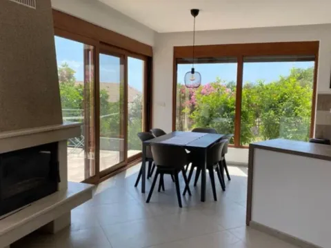 Sale, house, 200m², Bar, Crna Gora - image 4