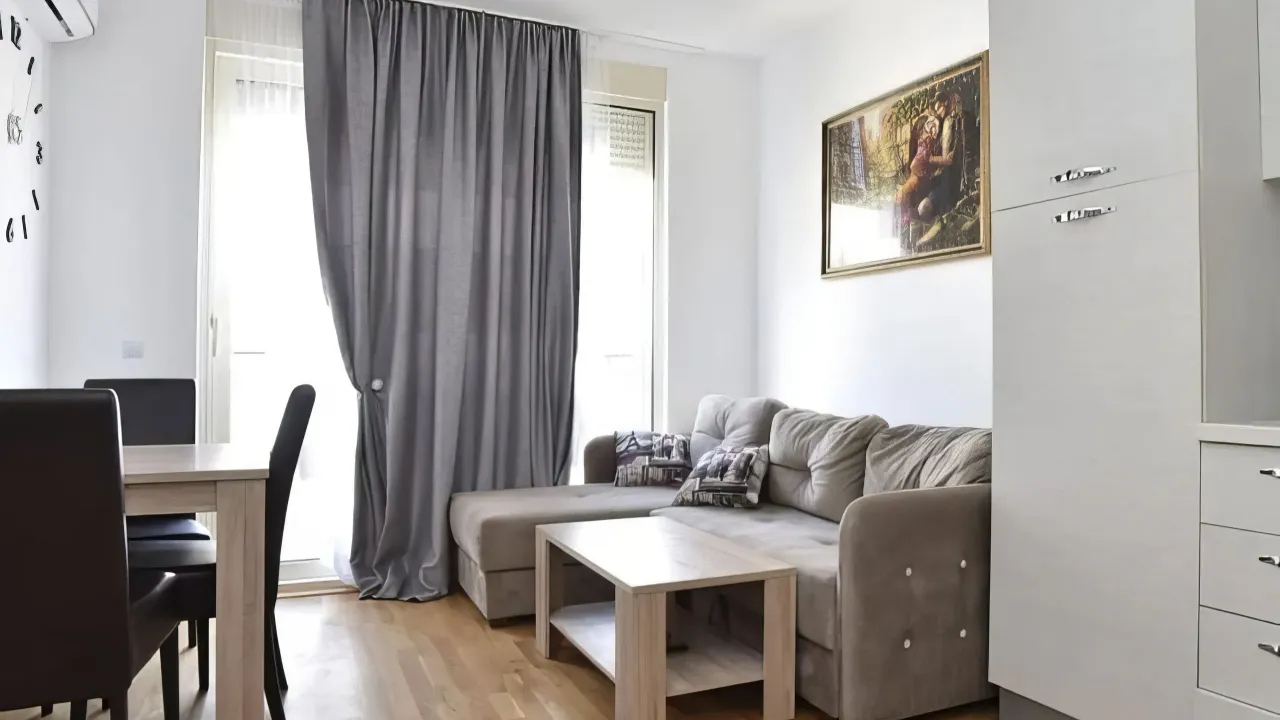 Rent, one bedroom apartment, 45m², Gospoština, Budva
