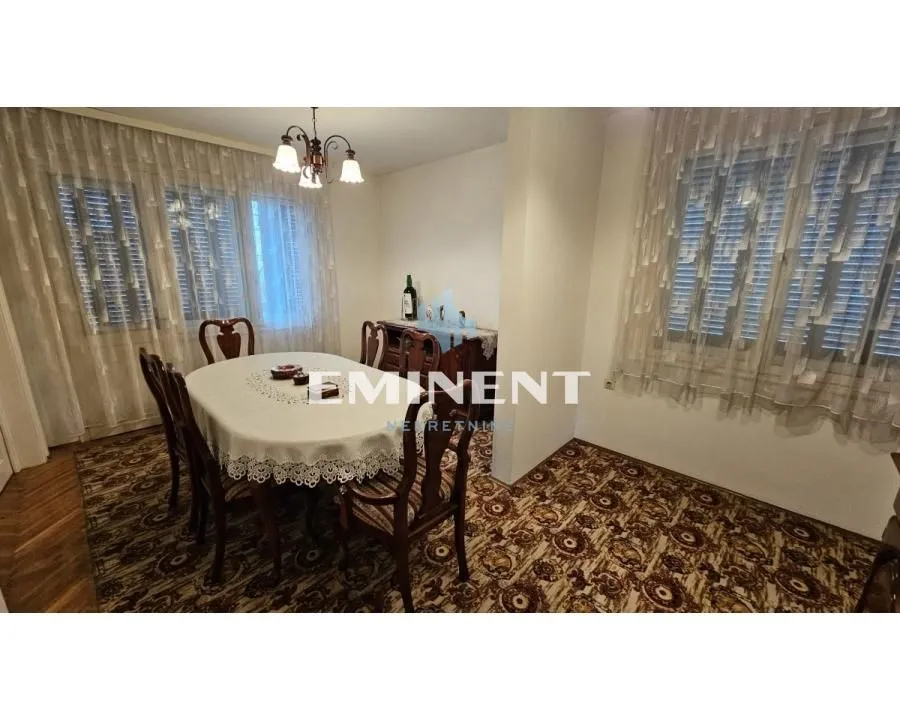 Sale, house, 315m², Kaludjerica, Grocka