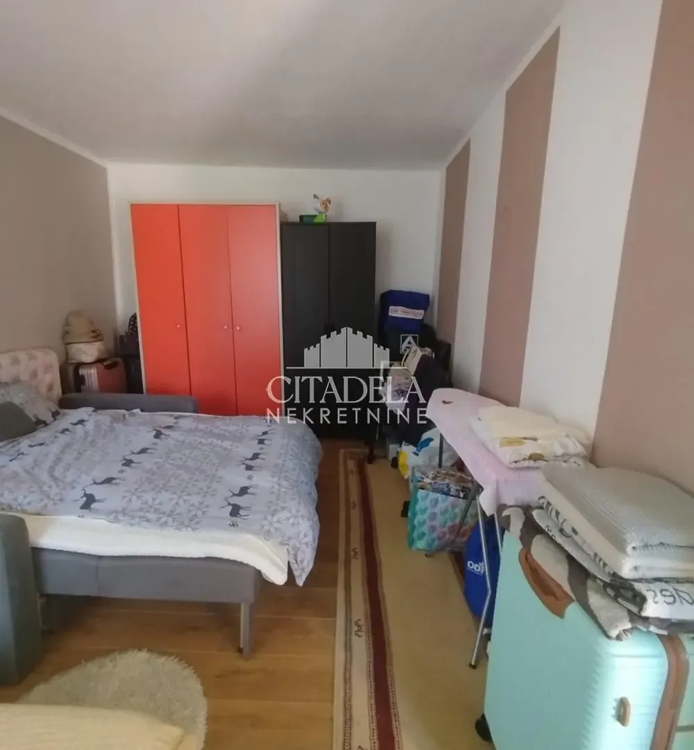 Prodaja, kuća, 200m², Lisović, Barajevo