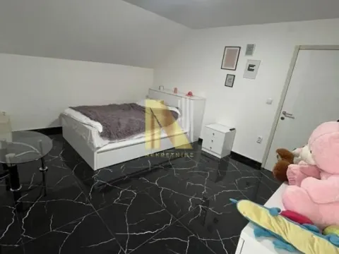 Izdavanje, trosoban stan, 100m², Adice, Novi Sad Sve Podlokacije - image 6