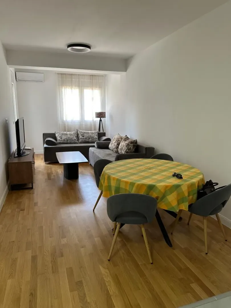 Rent, one bedroom apartment, 47m², Centar, Bar