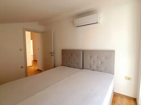 Sale, three bedroom apartment, 171m², Petrovac, Budva - image 19