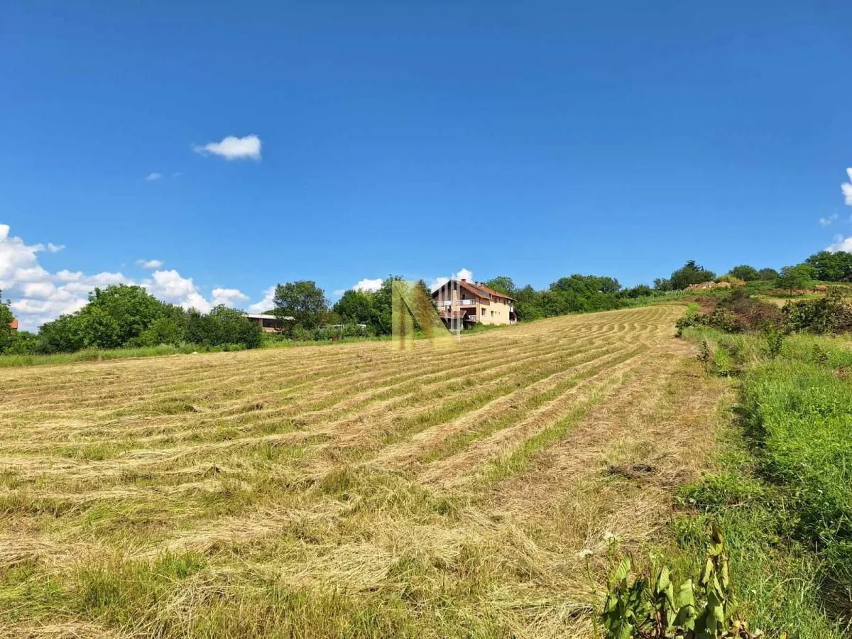 Prodaja, plac, 2400m², Petrovaradin, Novi Sad