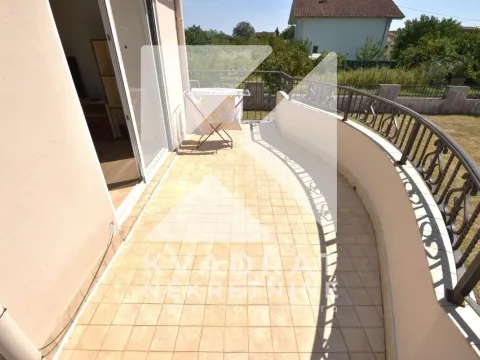 Rent, house, 185m², Tološi, Podgorica - image 20