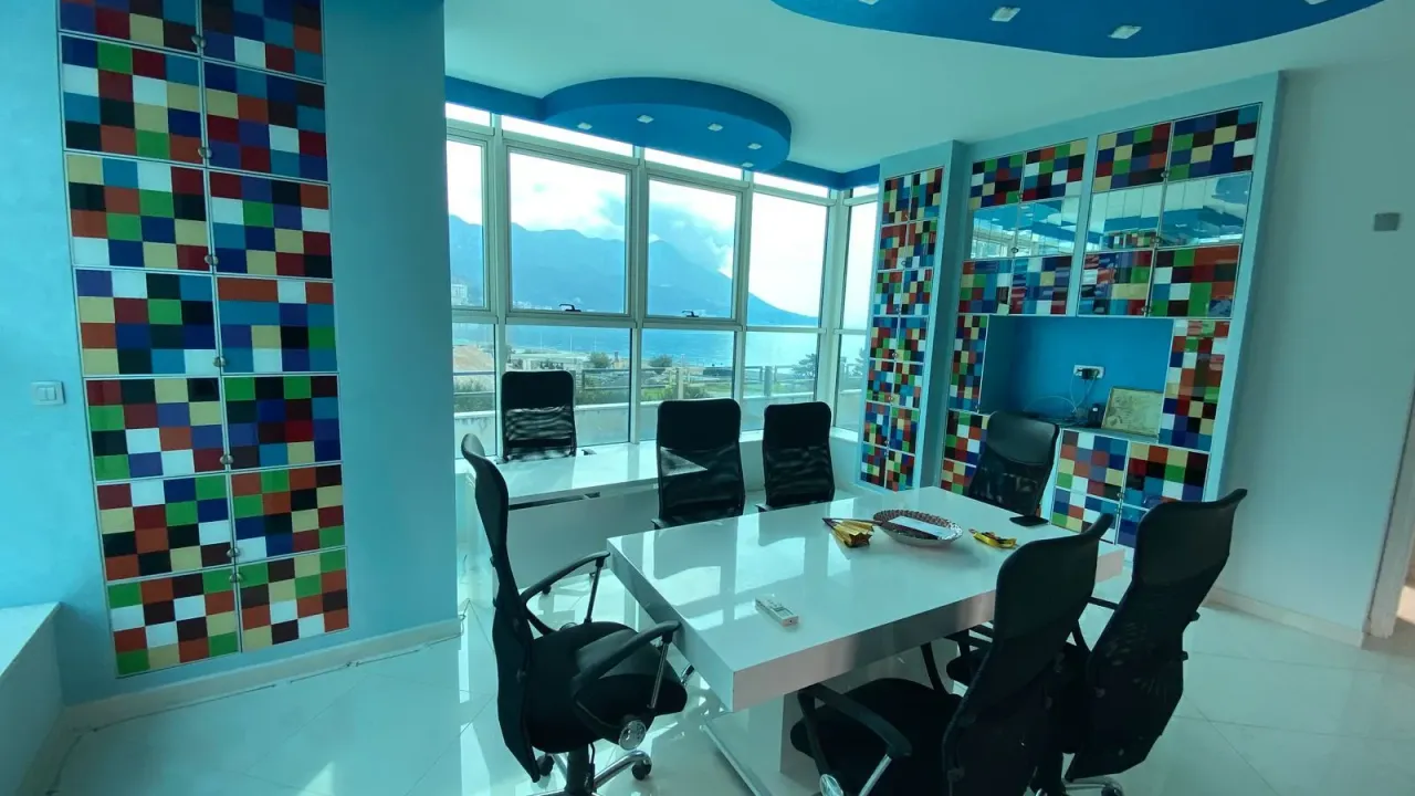 Sale, two bedroom apartment, 119m², Bečići, Budva