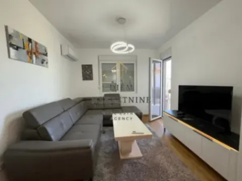 Izdavanje, jednosoban stan, 43m², Zabjelo, Podgorica - image 1