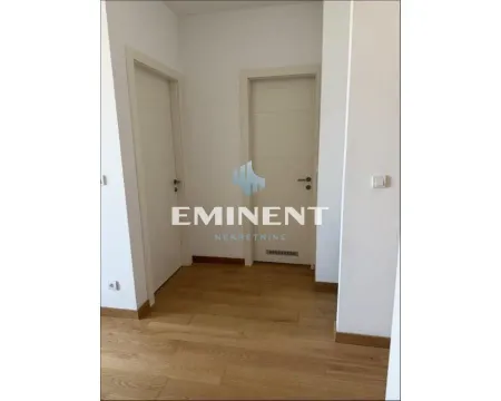 Izdavanje, dvosoban stan, 42m², Novi Beograd Blok 65, Novi Beograd Sve Podlokacije - image 4