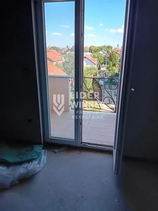 Prodaja, jednosoban stan, 37m², Altina, Beograd