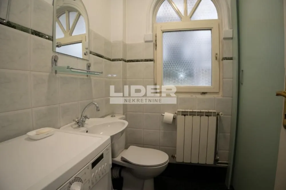 Rent, apartment, 150m², Stari Grad, Beograd