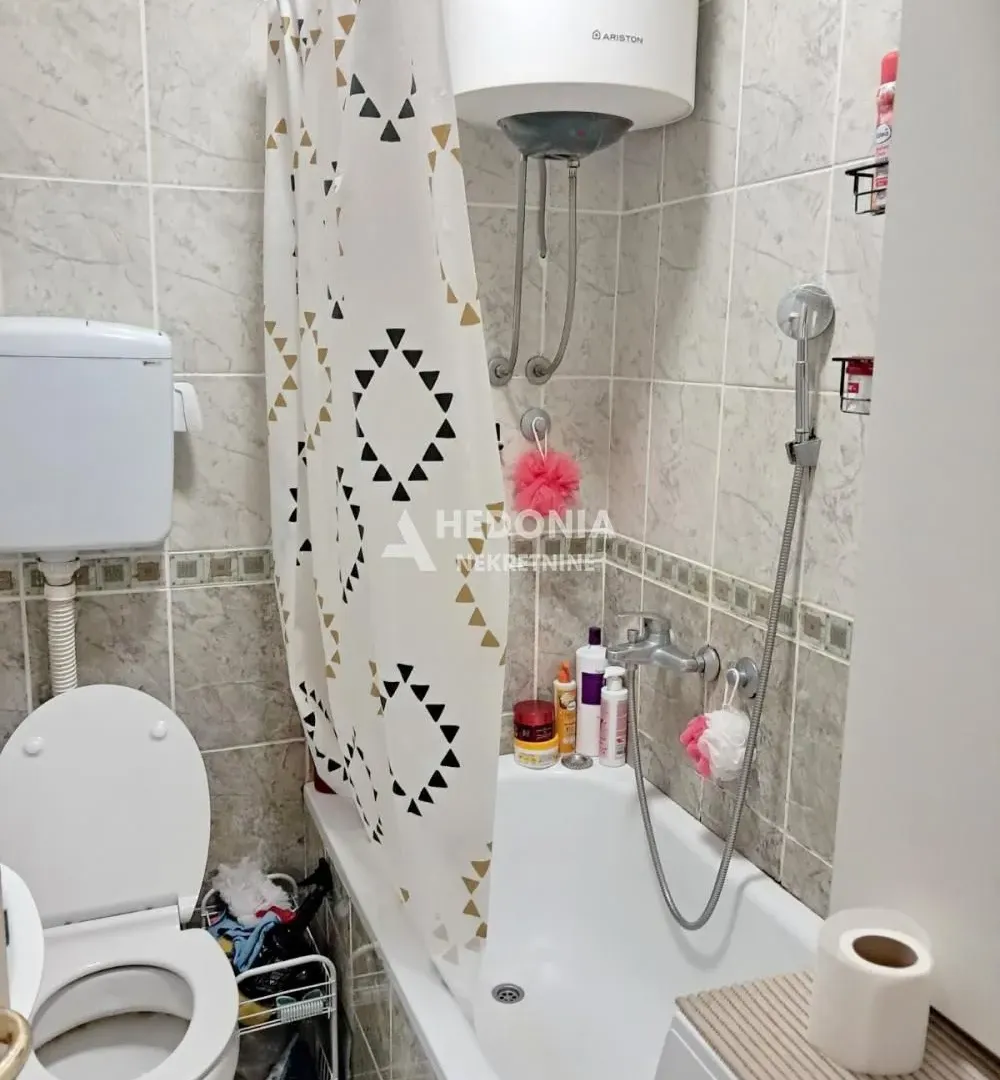 Prodaja, jednosoban stan, 27m², Karaburma, Palilula Sve Podlokacije