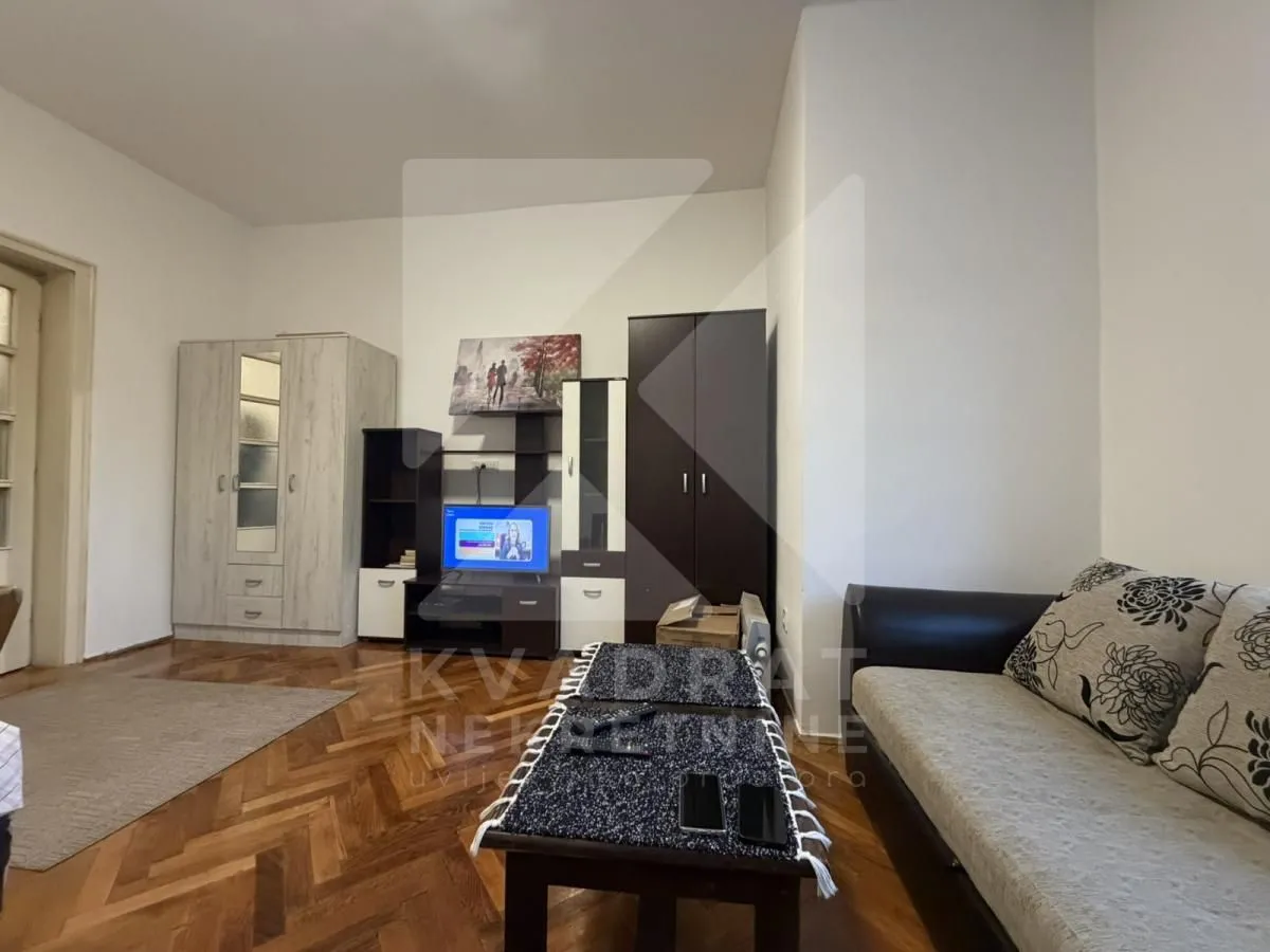 Rent, studio apartment, 27m², Centar, Podgorica