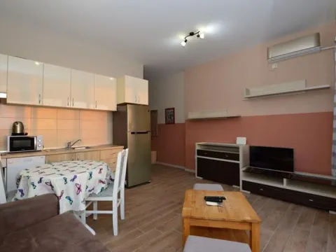 Izdavanje, jednosoban stan, 45m², Kumbor, Herceg Novi - image 5