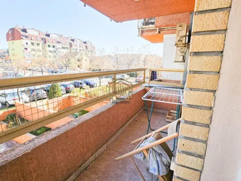 Izdavanje, dvosoban stan, 71m², Stari Aerodrom, Podgorica - image 8