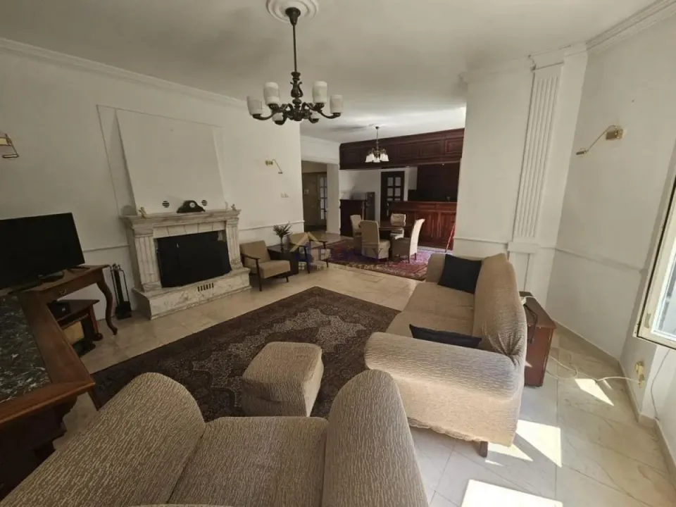 Prodaja, četvorosoban stan, 125m², Vračar Hram, Vračar Sve Podlokacije