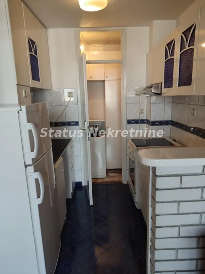 Izdavanje, jednosoban stan, 40m², Liman 3, Novi Sad Sve Podlokacije