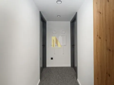 Izdavanje, poslovni prostor, 279m², Bulevar Oslobodjenja, Novi Sad Sve Podlokacije - image 17