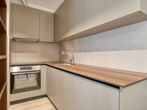 Rent, studio apartment, 33m², Budva, Crna Gora - image 11